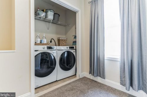 6318 Linden St, Shady Side MD  20764-2910 exterior