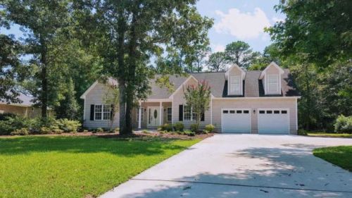 322 Long Leaf Dr, Hampstead, NC 28443-2416