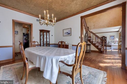 1991 Pickering Trl, Lancaster PA 17601-4972 exterior