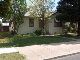 136 Oxford Ave, Cairns Corner, CA 93247-2306