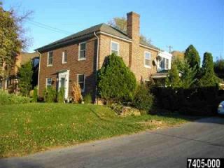 3090 Market St, York, PA 17402-2501