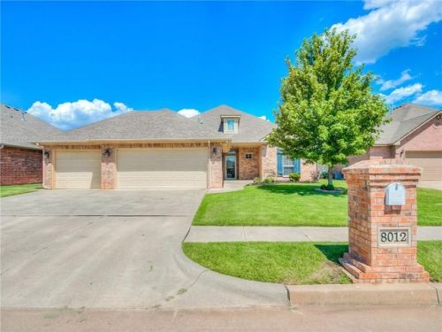 8012 Hawksbury Rd, Yukon, OK 73099-8826
