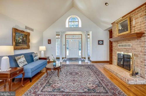 2112 Durham Rd, Fallston, MD 21047-1048