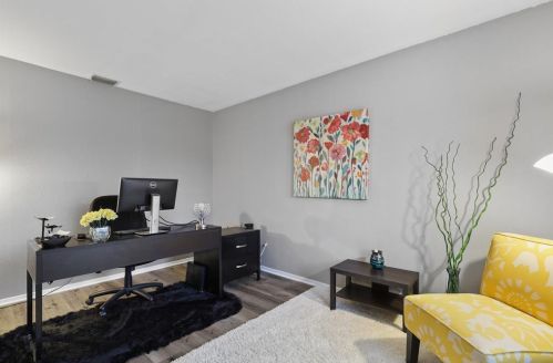 1413 Kingsbridge Dr, Garland TX 75040-3512 exterior