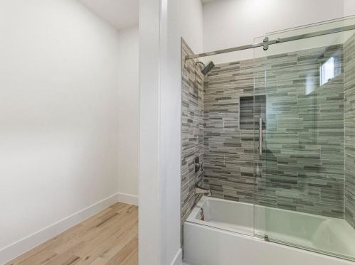2374 Logan Cir, Atlanta GA  30318-2855 exterior