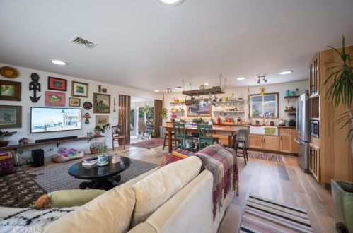 800 Manzanita Dr, San Luis Obispo, CA 93402-3906