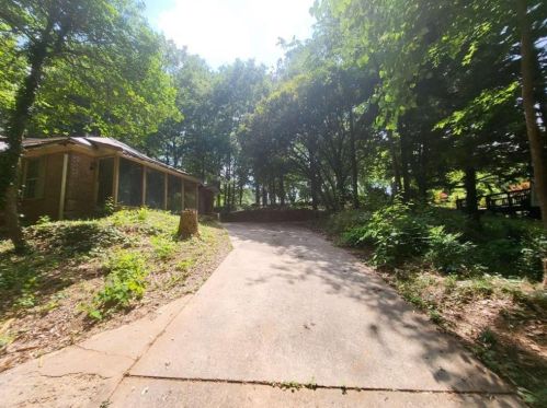 1480 Pineview Ln, Conyers GA  30012-4145 exterior