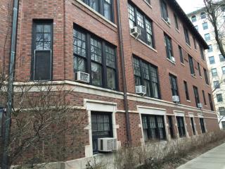 2907 Pine Grove Ave, Chicago IL 60657-5762 exterior