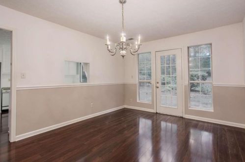 285 Glen Lake Dr, Atlanta GA  30327-4819 exterior