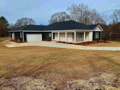 1031 Barber Creek Rd, Statham, GA 30666-3153