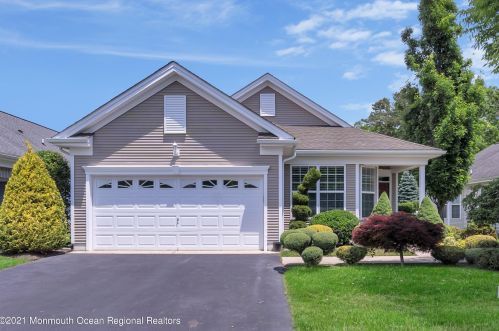 77 Stamford Dr, Jackson Twp, NJ 08527-4479