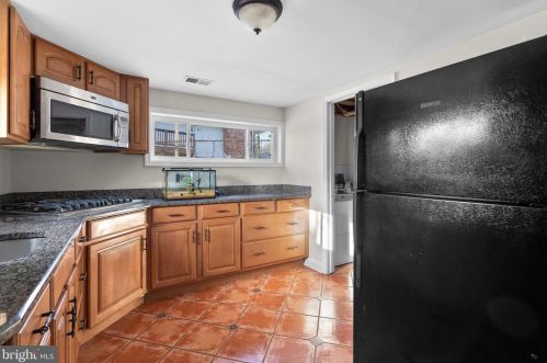 13122 Estelle Rd, Silver Spring MD 20906-3910 exterior