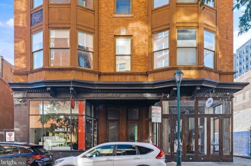 214 12th St, Philadelphia PA 19107-5514 exterior