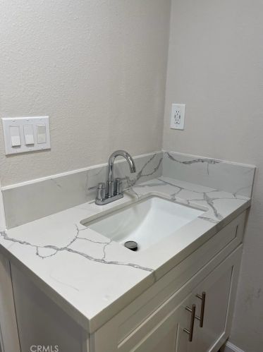 561 Prospect Ave, Riverside CA  92507-1720 exterior