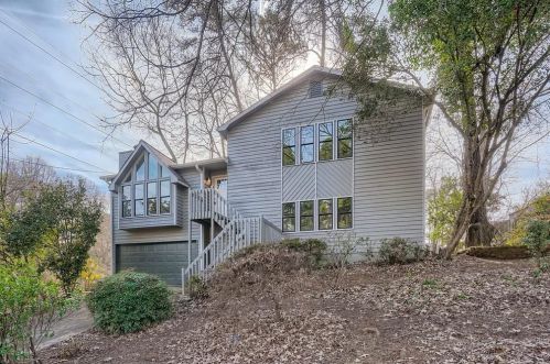 4862 Chapelle Ct, Marietta, GA 30066-3207
