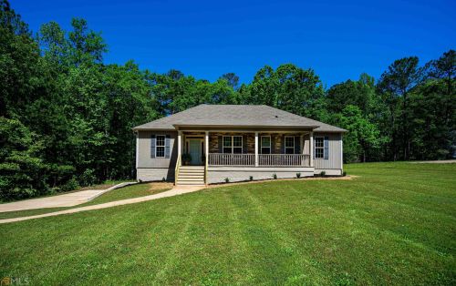 210 Montrose Way, Lagrange, GA 30240-7759
