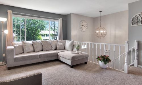 3240 74th Ct, Gary, IN 46410-4402