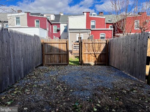 634 1st St, Lancaster PA  17603-3622 exterior