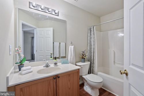 23 Dunlap Dr, Charles Town WV  25414-6512 exterior
