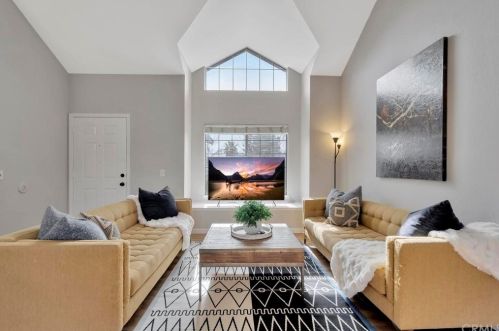 457 Bryce Canyon Way, San Jacinto, CA 92583-2300
