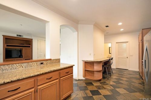 15 Salton, Irvine CA  92602-2425 exterior