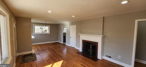 2505 Eccleston St, Silver Spring, MD 20902-4802