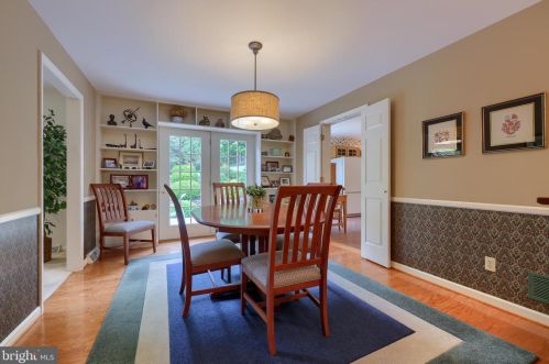 142 Bentley Ln, Lancaster PA  17603-6204 exterior