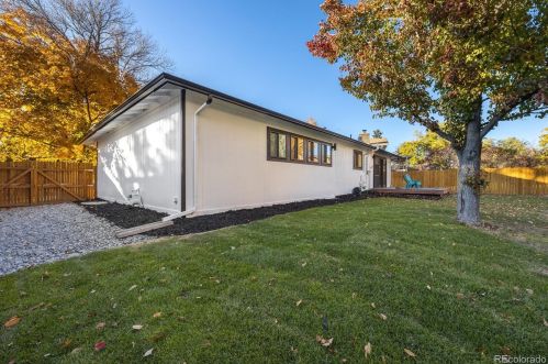 7330 Syracuse Ct, Englewood CO  80112-1749 exterior