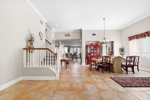 11364 Pondhurst Way, Riverside CA  92505-3471 exterior