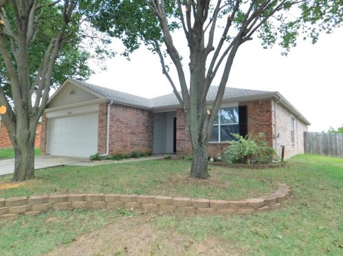 4204 Vinyard Way, Argyle TX  76226-2448 exterior