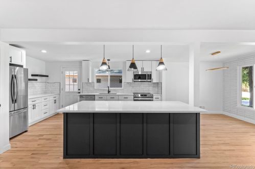 2640 Holly St, Denver CO  80207-3230 exterior