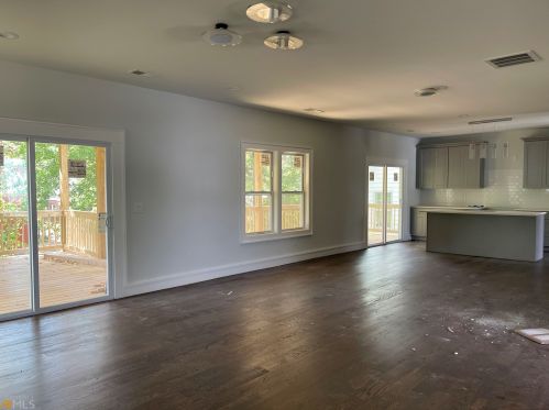 3196 Mae Ave, Atlanta GA  30319-2349 exterior