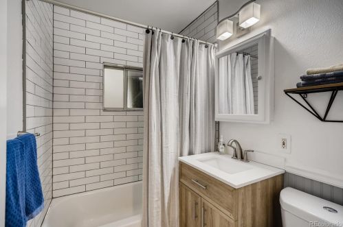 4230 Pearl St, Englewood CO 80113-4741 exterior