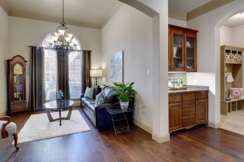 7909 Country Oak Dr, Fort Worth TX  76182-8944 exterior