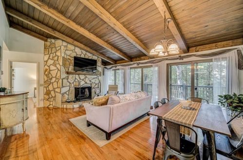 1625 Crippled Oak Trl, Big Canoe GA  30143-3446 exterior