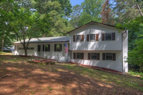 5023 Arbor Ln, Lilburn, GA 30047-6324