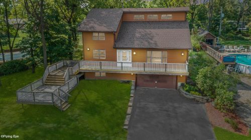 205 Circle Dr, Mokena, IL 60451-9756