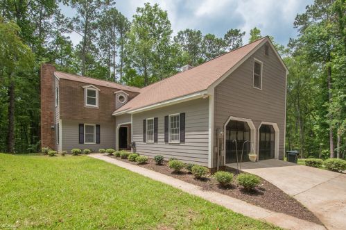 217 Highland Trl, Lagrange, GA 30240-3745