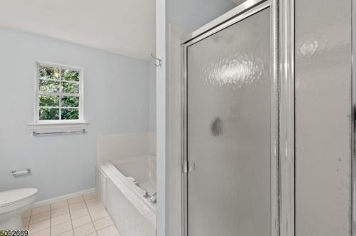 5 Garfield Way, Princeton NJ  08540-1669 exterior