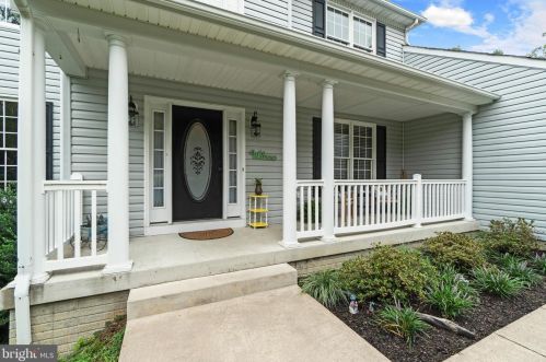 8283 Fairbanks Ct, Owens, VA 22485-7168