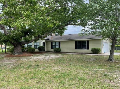 509 Fieldstone Rd, Warner Robins, GA 31093-1435