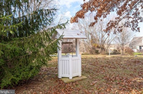 874 Pheasant Hill Rd, Summit Point WV  25446-3634 exterior