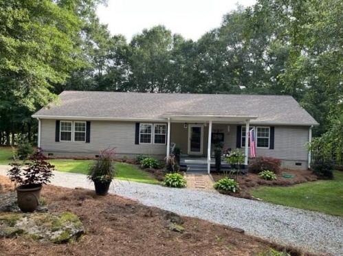 462 Wo Smith Rd, Jefferson GA  30549-3083 exterior