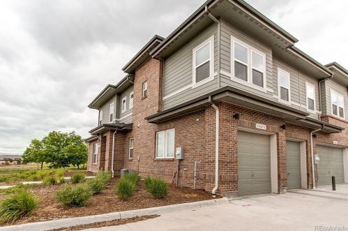 14653 Belleview Dr, Aurora CO 80015-2258 exterior