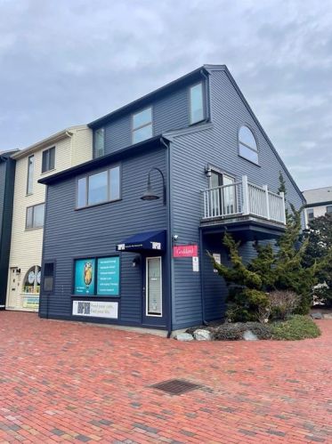 227 Goddard Row, Middletown, RI 02840-6607