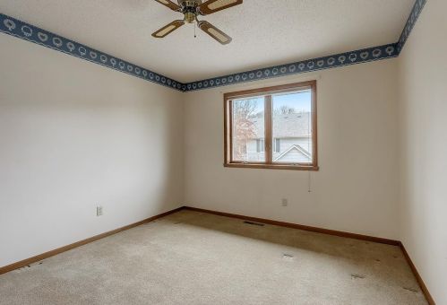 3727 Gershwin Ln, Saint Paul MN  55128-2944 exterior