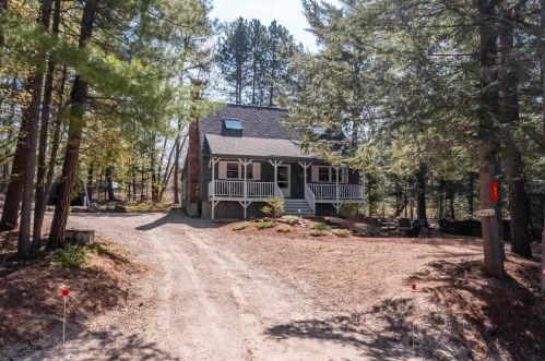 31 Mountview Ave, Freedom, NH 03836-4326