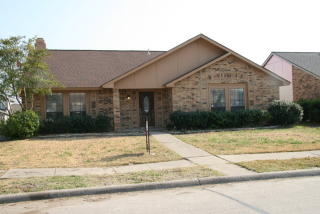 8902 Shipman St, Rowlett TX  75088-4500 exterior