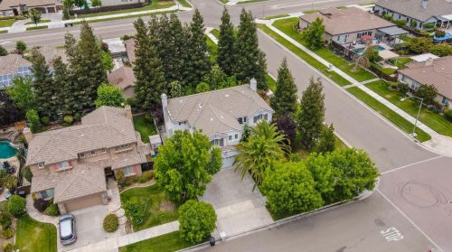 243 John Kamps Way, Ripon, CA 95366-9341