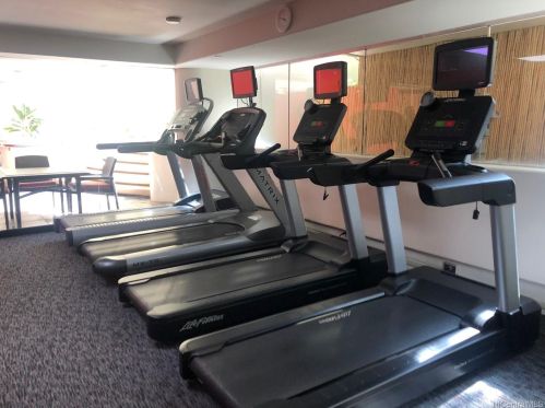 1212 Nuuanu Ave, Honolulu HI  96817-4021 exterior